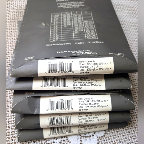 Calvin Klein Hosiery Vintage Collection - Black and Cream size A - Picture 5 of 5